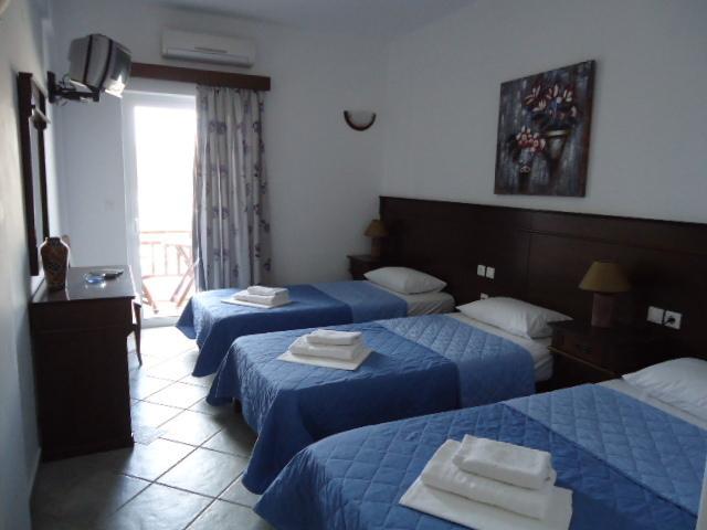 Rita'S Place Hotel 이오스 코라 외부 사진